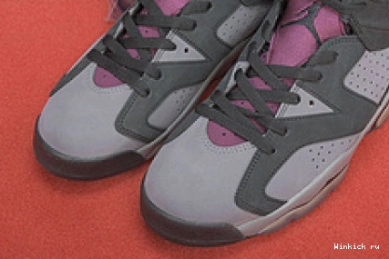 JORDAN BORDEAUX RETRO 6 AIR 1109